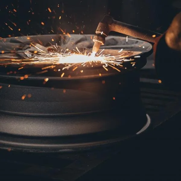 Gaz de découpe et soudage industriel - Air Liquide