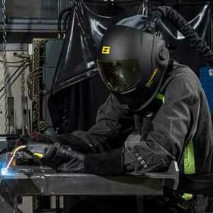 5 things to consider when buying a new welding helmet imagery